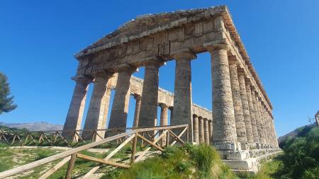 Erice Borgo Antico, Segesta, Parco Archeologico e le Saline