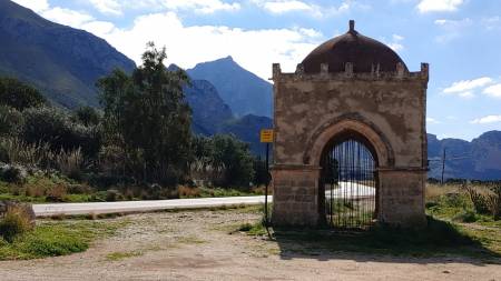 Macari e Baia Santa Margherita in Fat-Bike