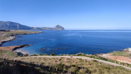 Macari e Baia Santa Margherita in Fat-Bike